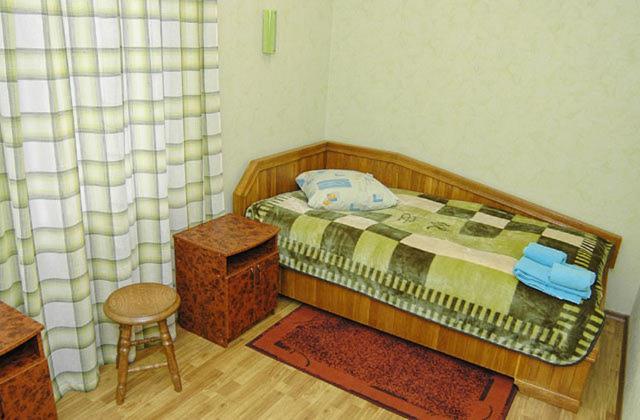 Pan Hotel Sumy Habitación foto